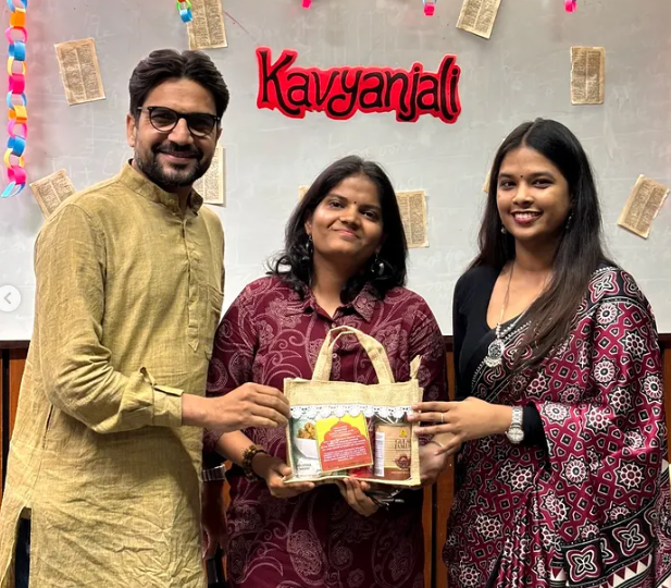 Priyanshi at the Kavyanjali poetry event